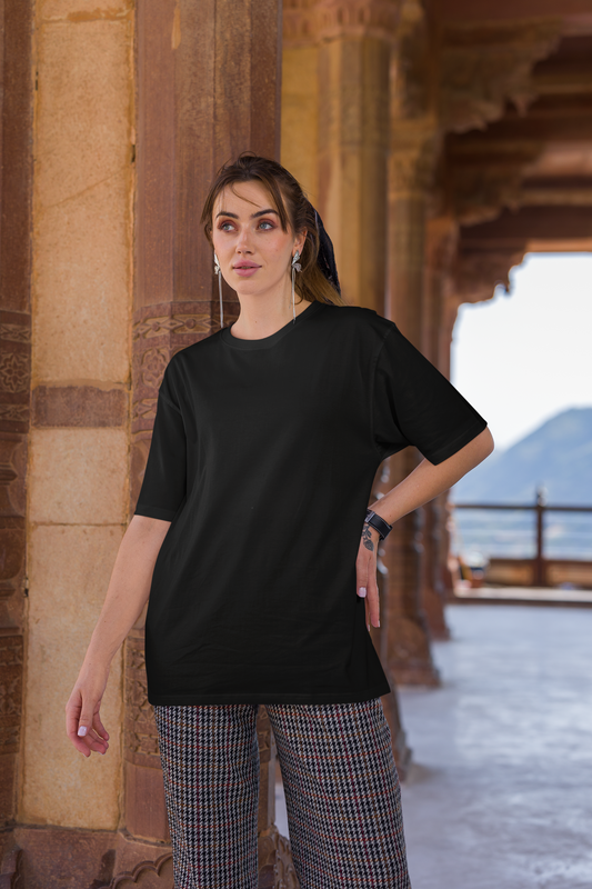 Oversized Extended Neck Basic T Shirt Black