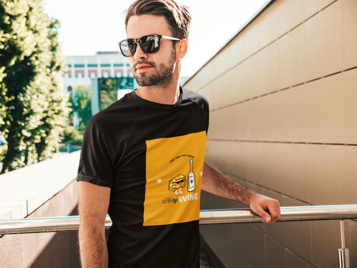Regular Fit Classic Fit Cheese & Wine T-Shirt Men Black
