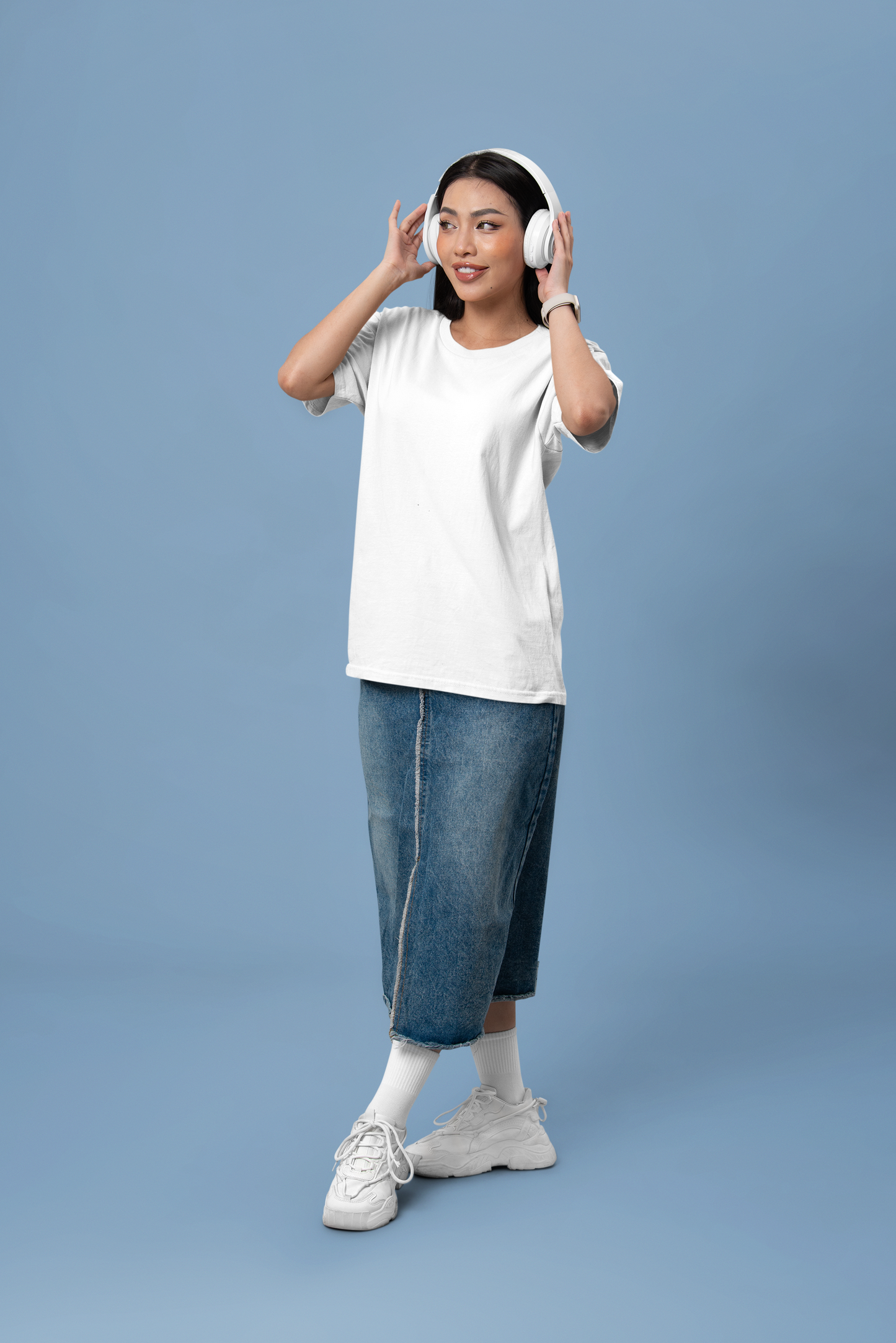 Oversized Extended Neck Basic T Shirt White