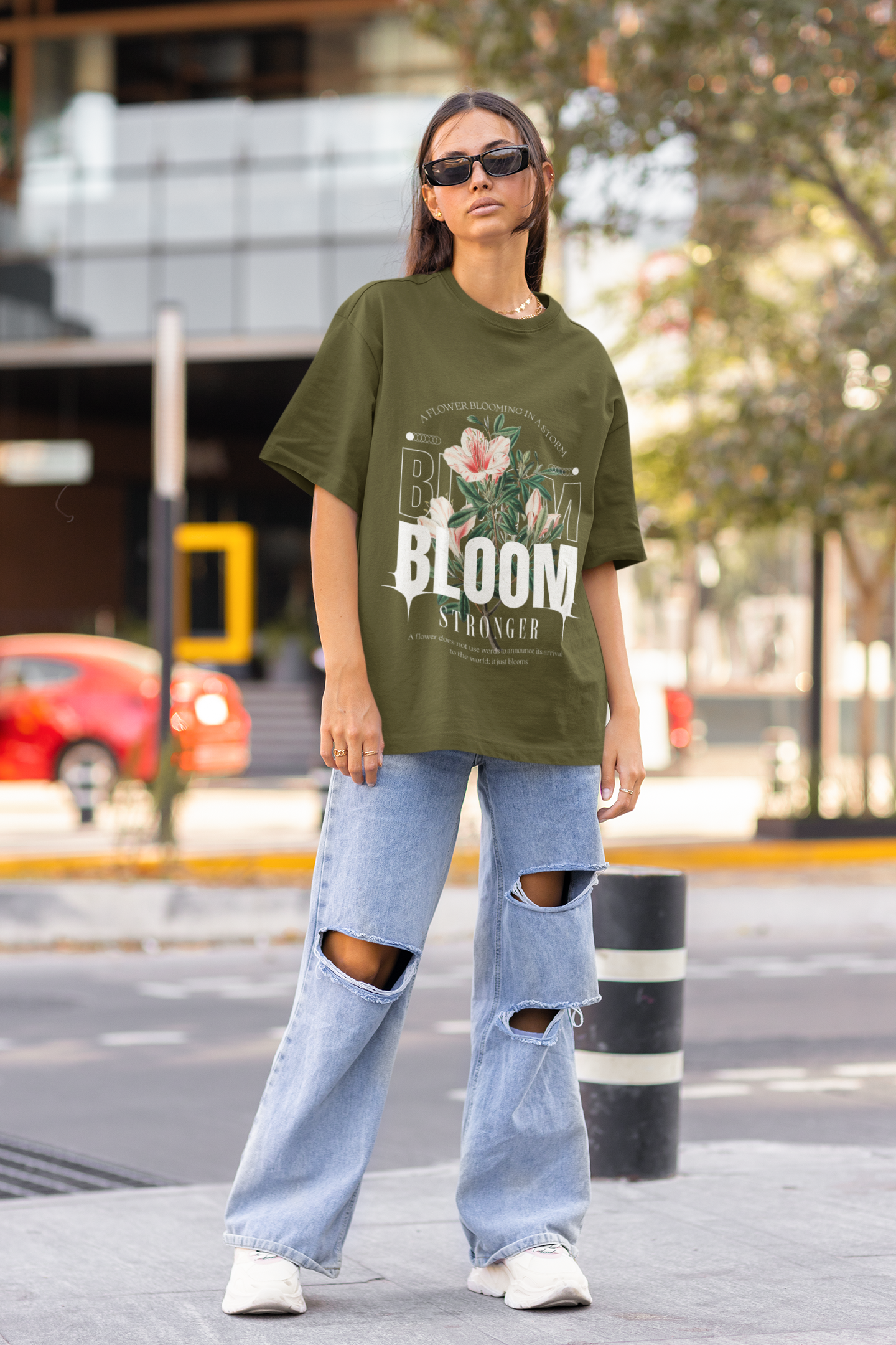 Oversized Extended Neck Bloom Graphic T Shirt Green