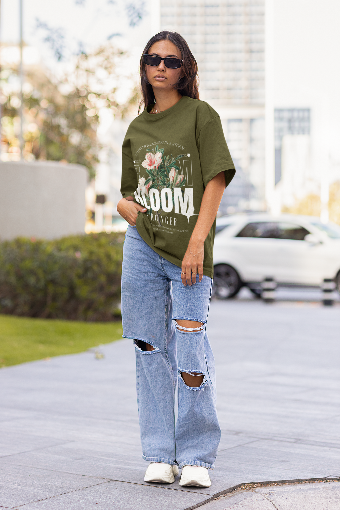Oversized Extended Neck Bloom Graphic T Shirt Green
