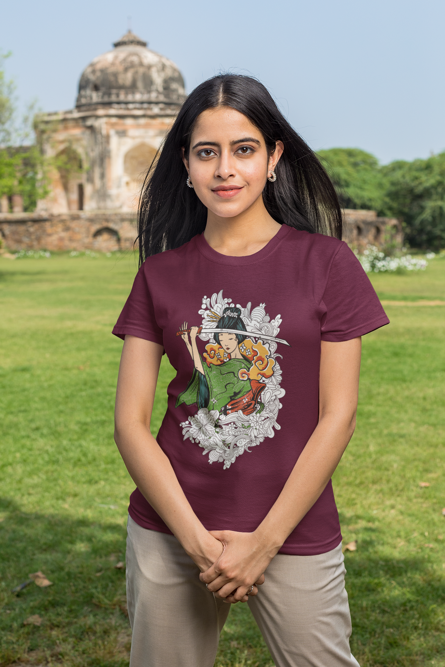 Regular Fit Classic Fit Geisha Warrior T-Shirt Women Maroon