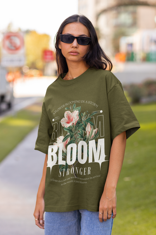 Oversized Extended Neck Bloom Graphic T Shirt Green